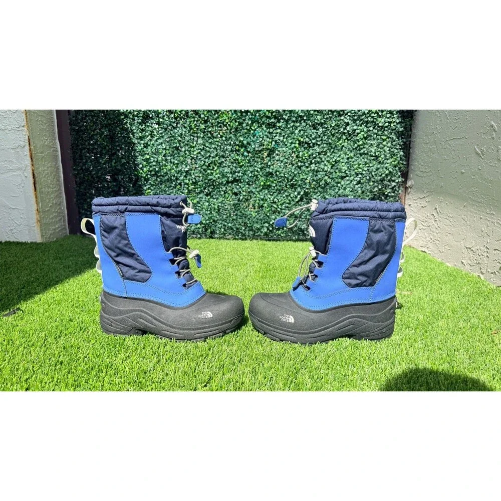 The North Face Boys Waterproof Blue Black Snow Boots Winter Size 5
